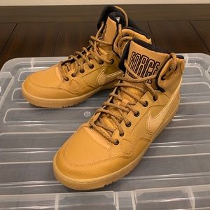 Nike Son Of Force Mens Mid-Top Basketball Shoes